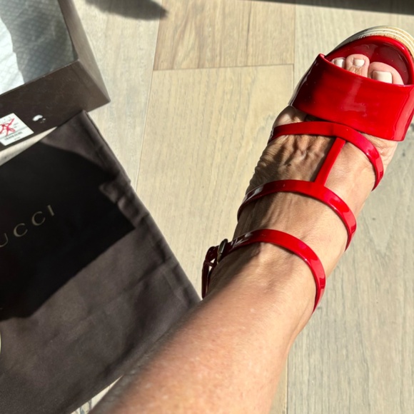 Gucci Red Patent Leather Wedge Sandals - Picture 6 of 7